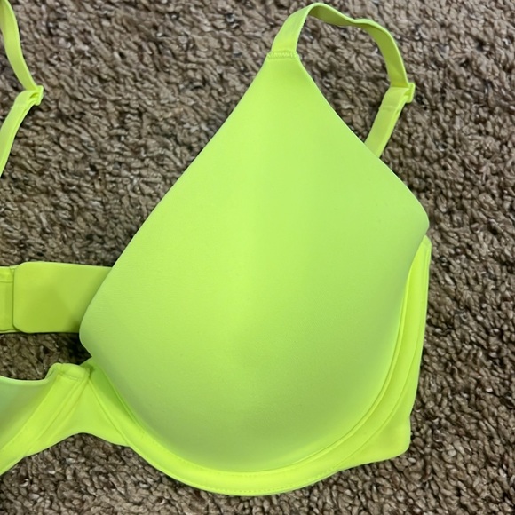 SKIMS Wear Everywear Lightly Lined Plunge Bra Neon Yellow Size 32DD NWOT - Picture 2 of 4